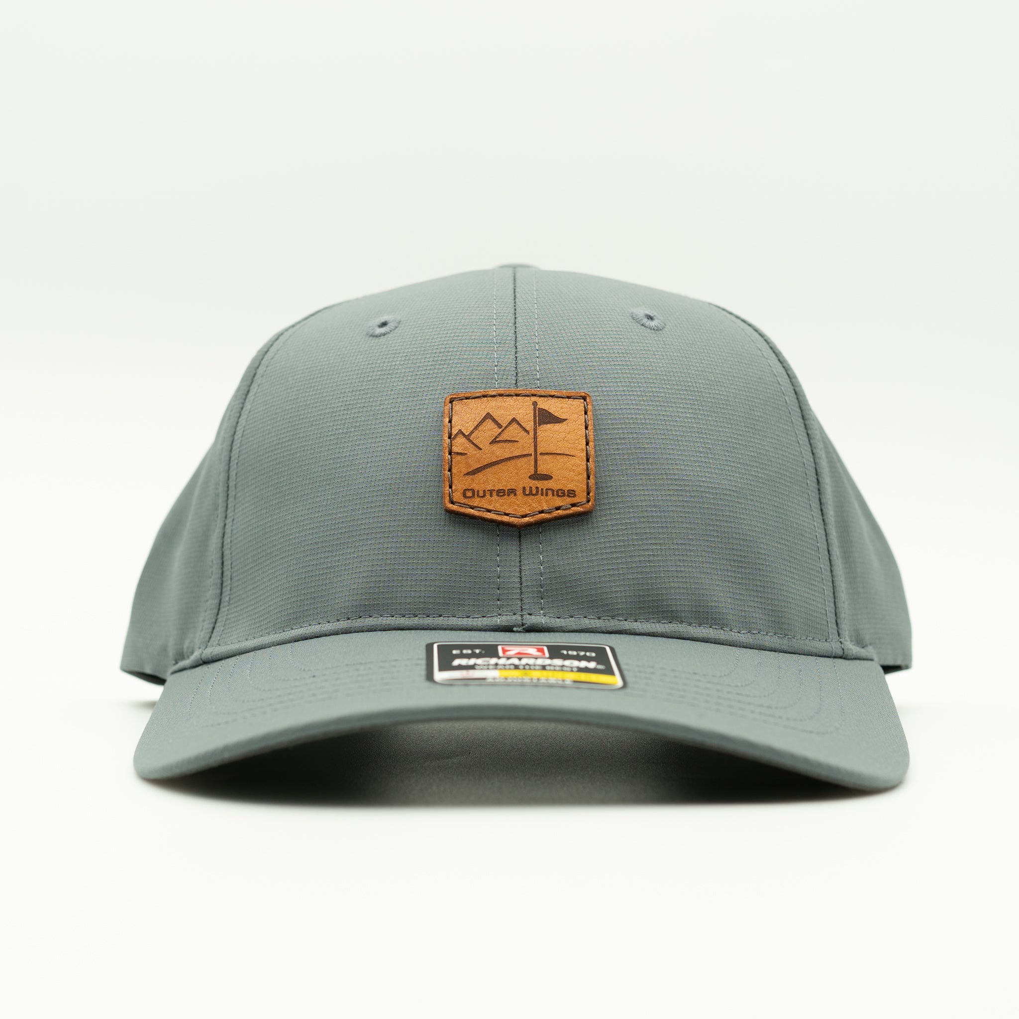 Mountain Tee – Golf Hat