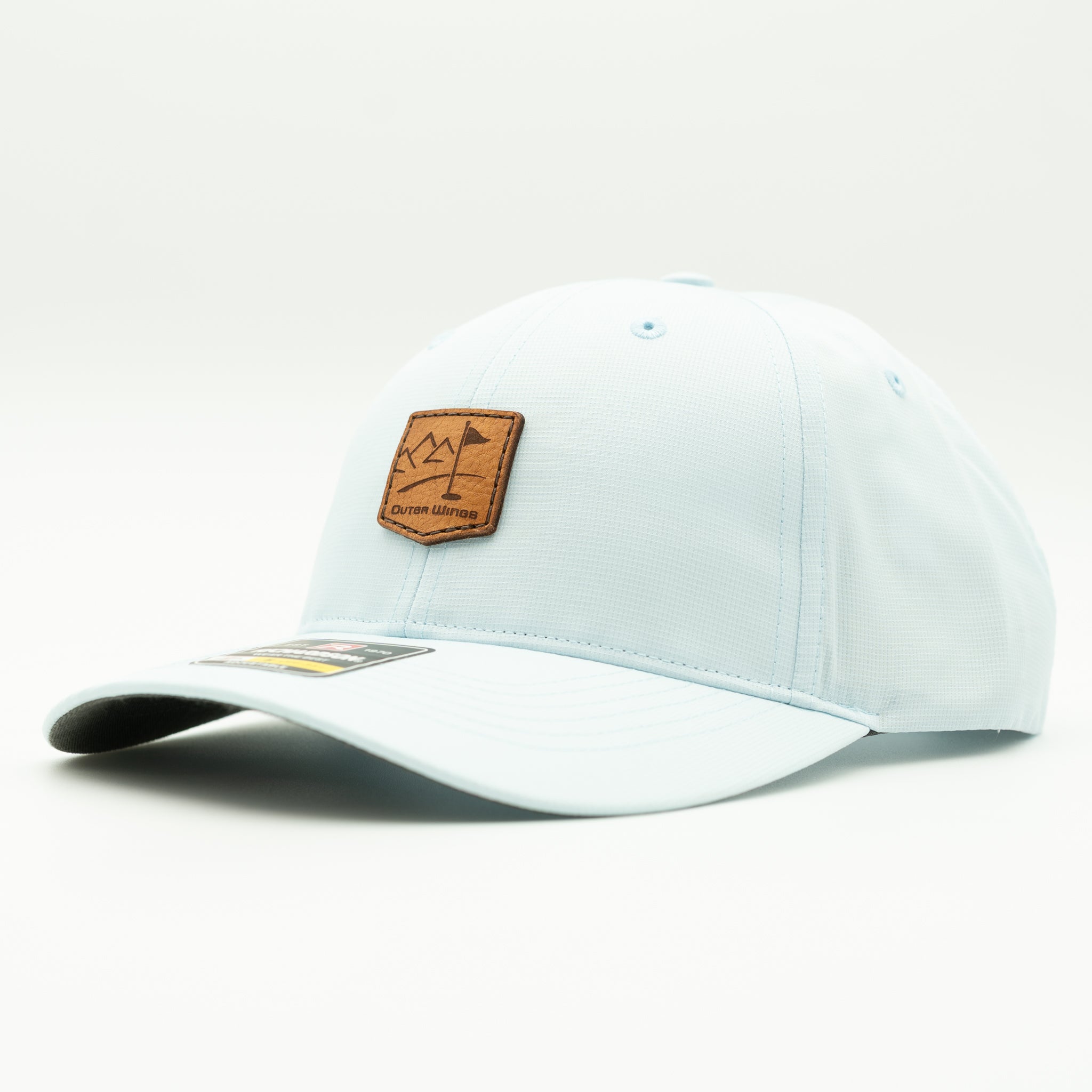 Mountain Tee – Golf Hat