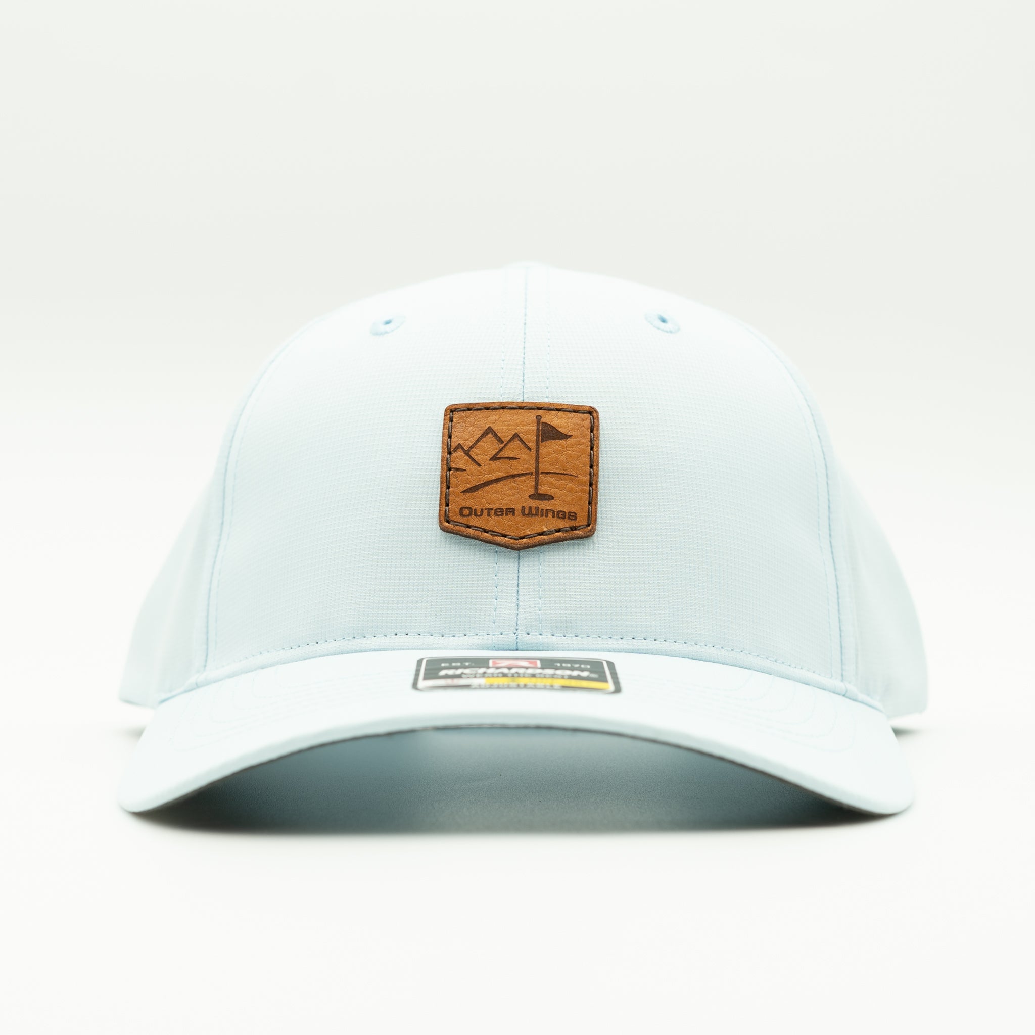 Mountain Tee – Golf Hat