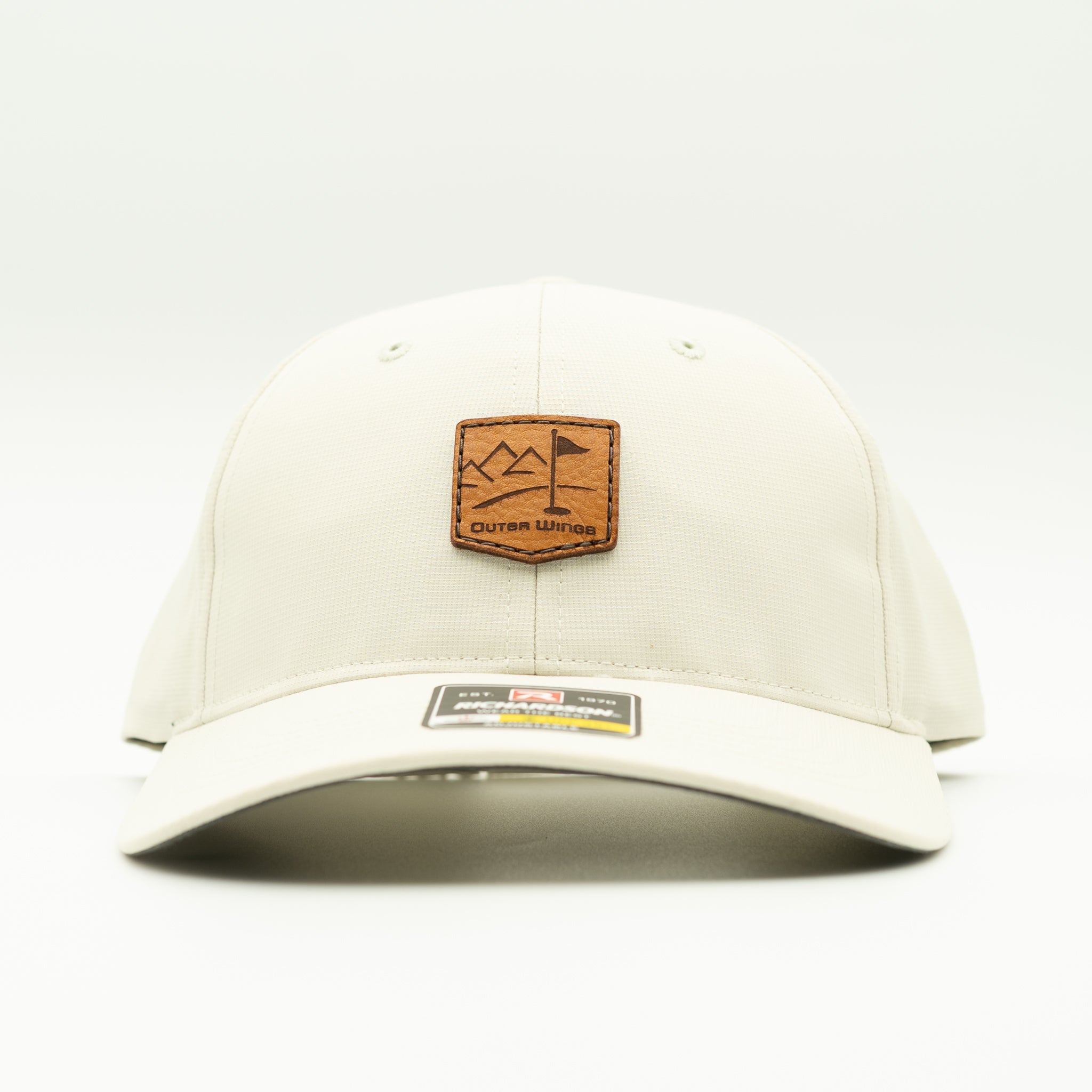 Mountain Tee – Golf Hat